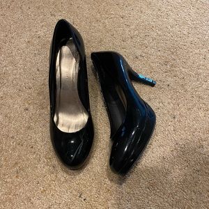 Madden Girl black heel